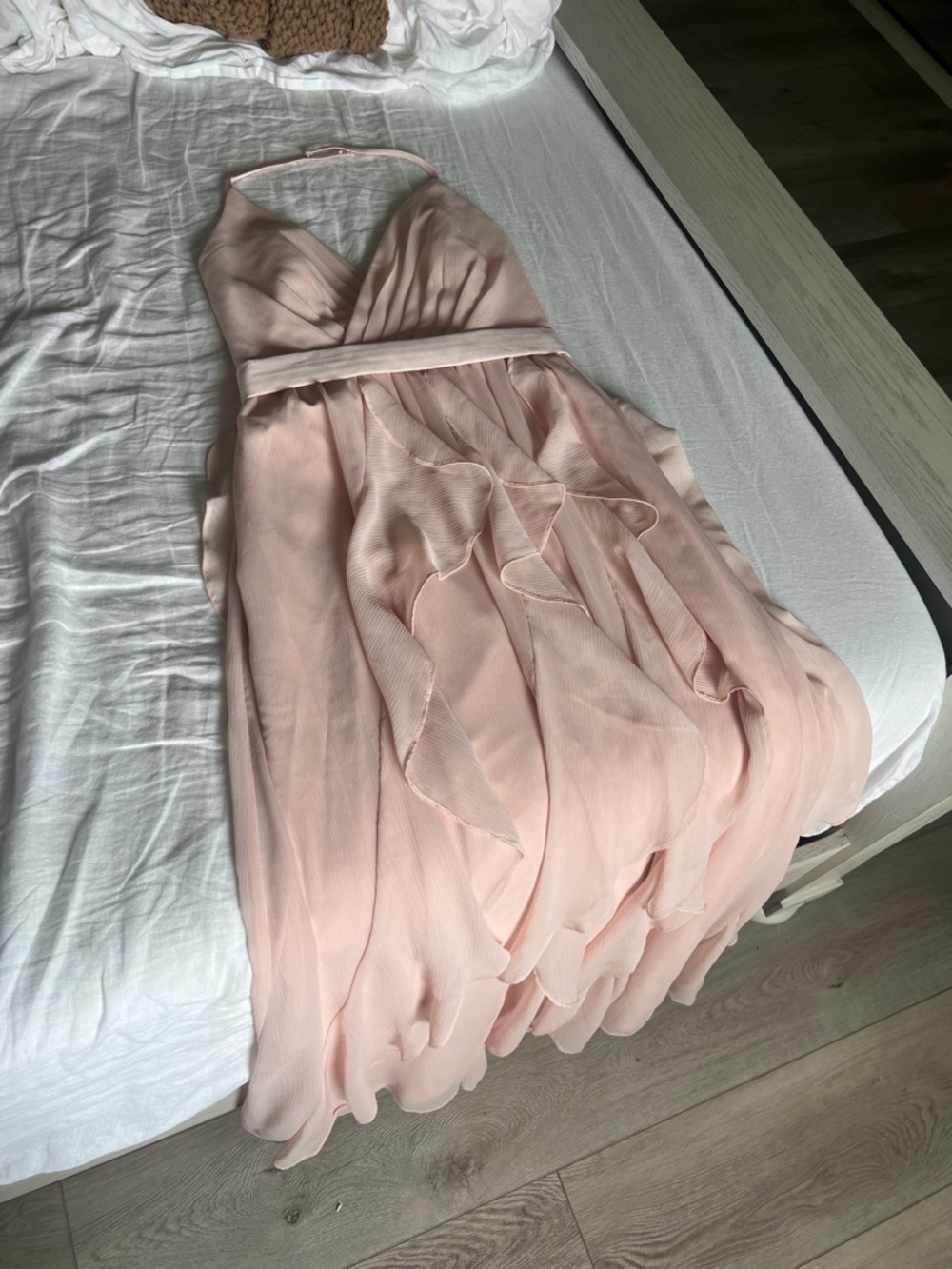 Vera Wang WHITE Soft Blush Pink Halter Chiffon Cascade Dress